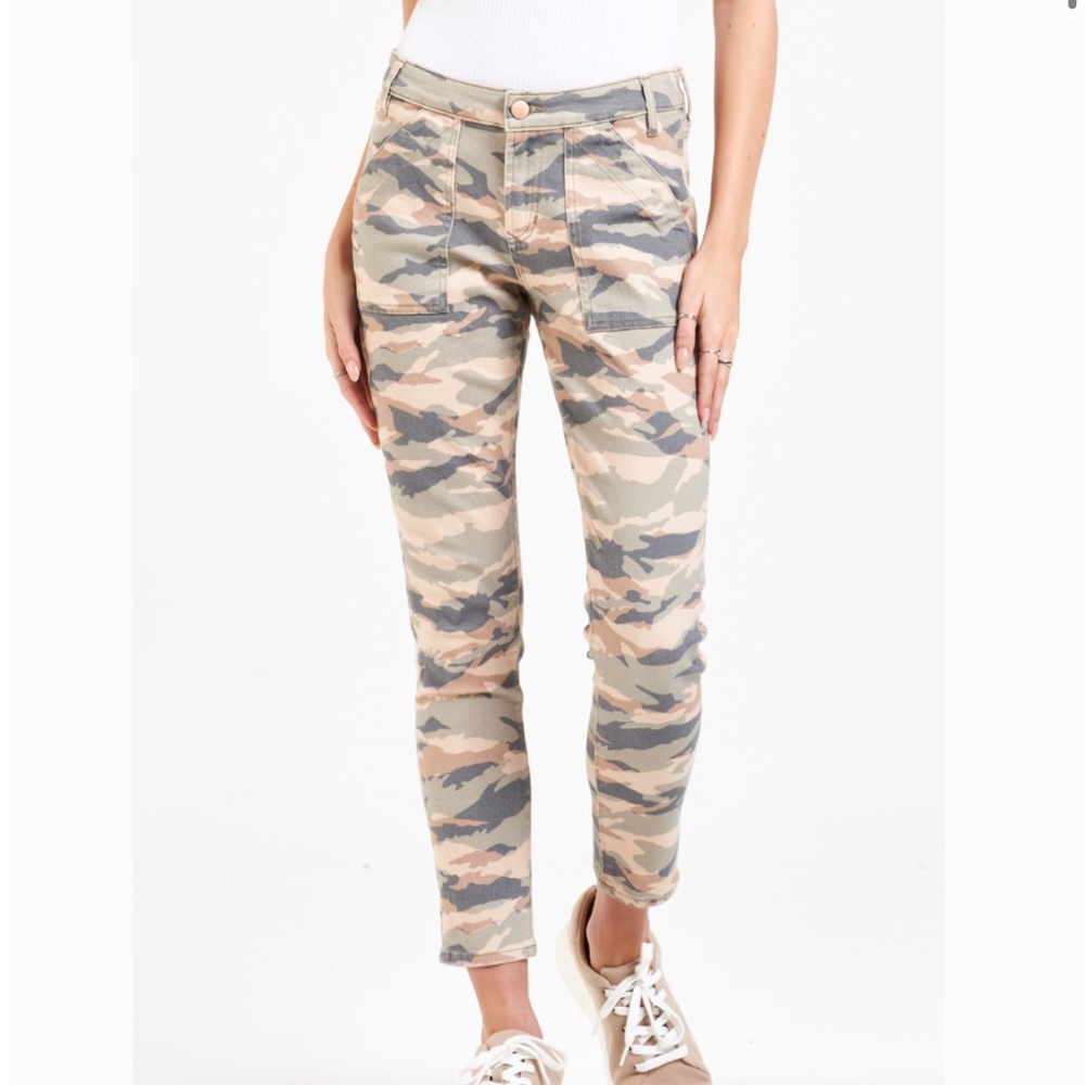 NWT Dear John Gisele Camo Pant